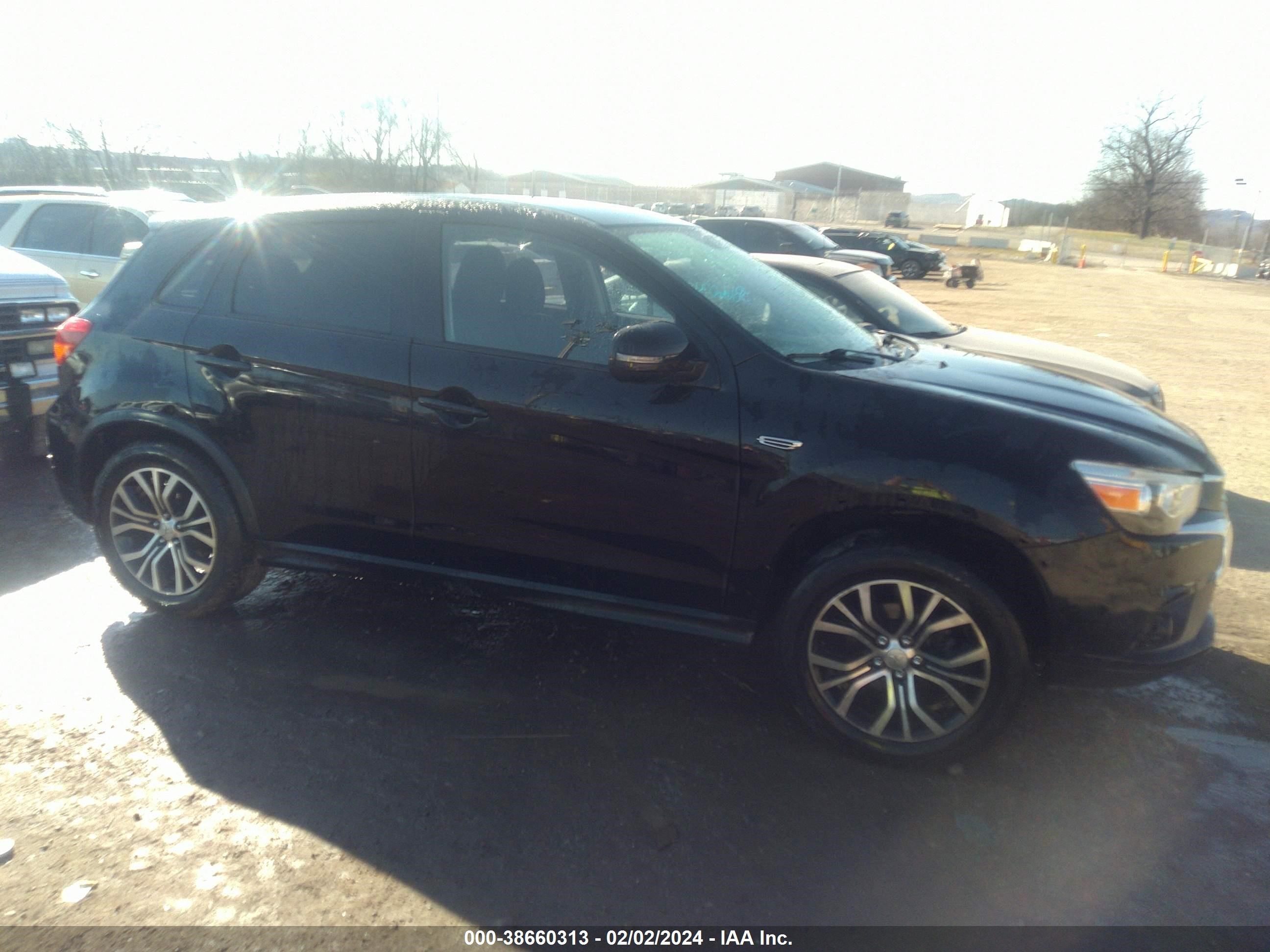 Photo 11 VIN: JA4AP3AU4KU006229 - MITSUBISHI OUTLANDER 