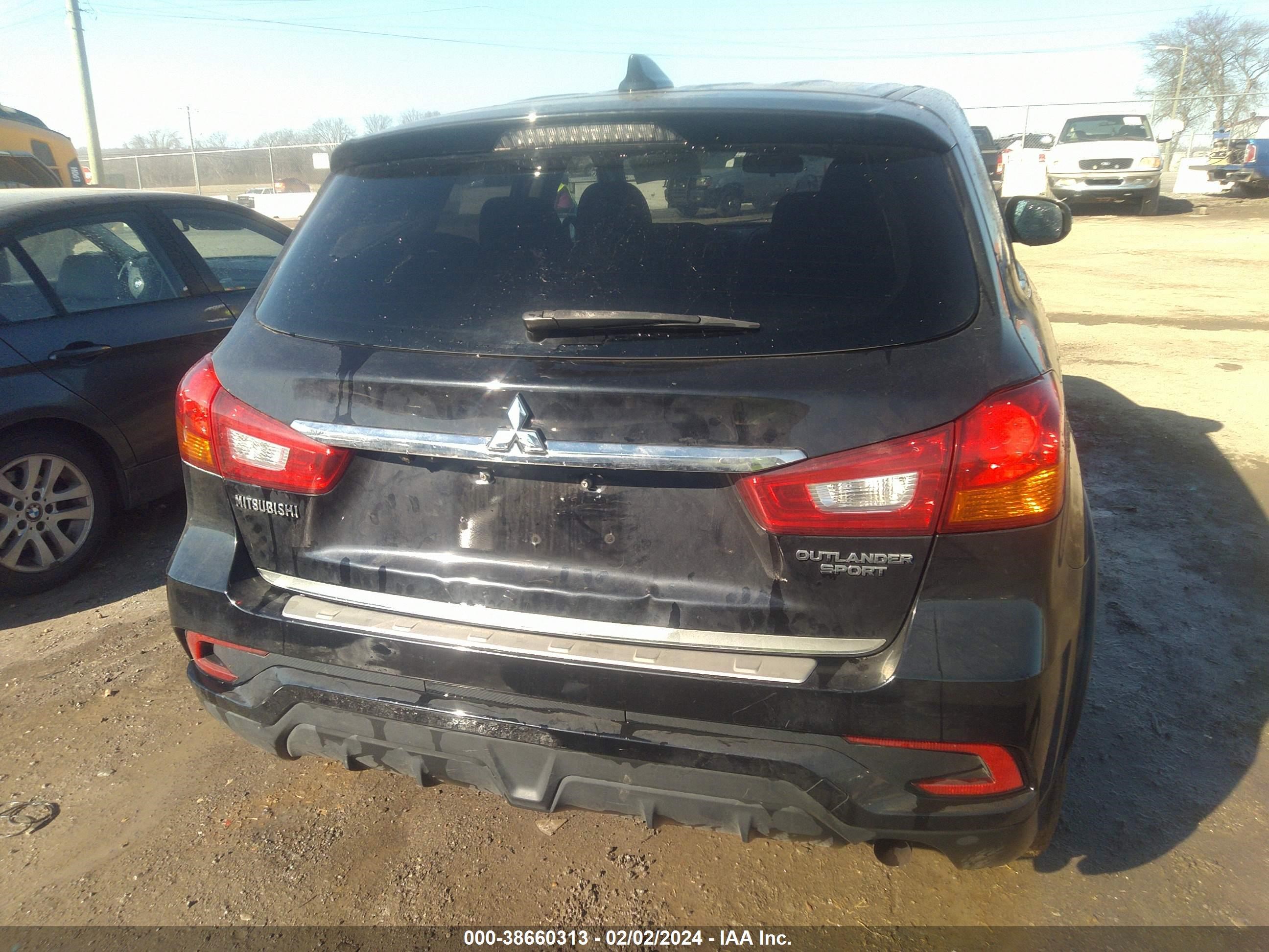 Photo 14 VIN: JA4AP3AU4KU006229 - MITSUBISHI OUTLANDER 