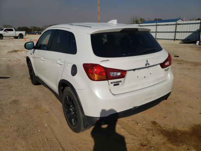 Photo 2 VIN: JA4AP3AU5HZ045259 - MITSUBISHI OUTLANDER 