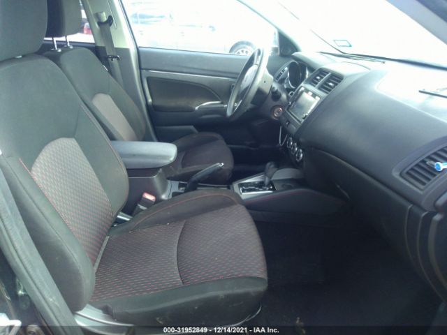 Photo 4 VIN: JA4AP3AU5JU002091 - MITSUBISHI OUTLANDER 