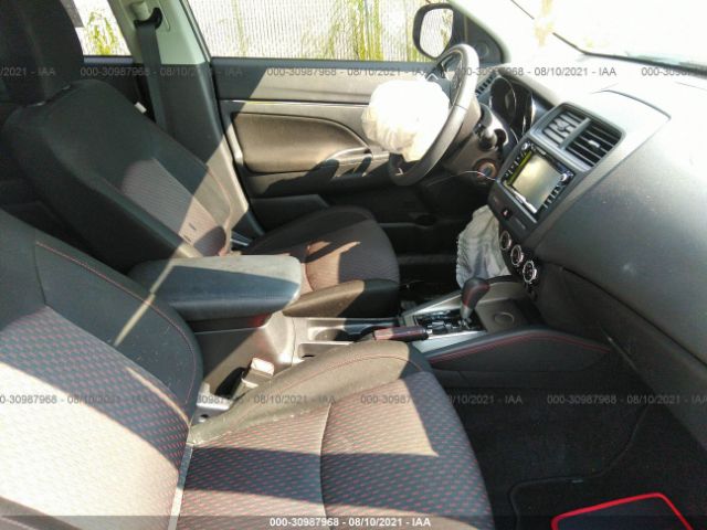 Photo 4 VIN: JA4AP3AU5JU006352 - MITSUBISHI OUTLANDER SPORT 