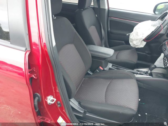 Photo 4 VIN: JA4AP3AU5JU024057 - MITSUBISHI OUTLANDER SPORT 