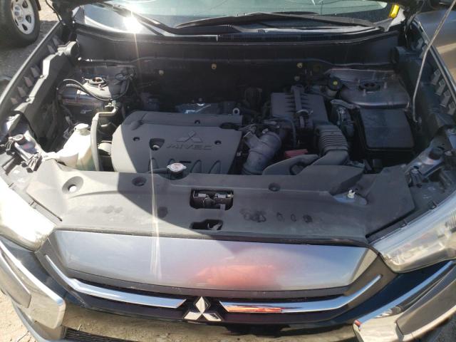 Photo 11 VIN: JA4AP3AU5JZ003812 - MITSUBISHI OUTLANDER 