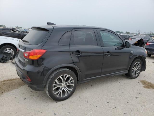 Photo 2 VIN: JA4AP3AU5JZ004166 - MITSUBISHI OUTLANDER 