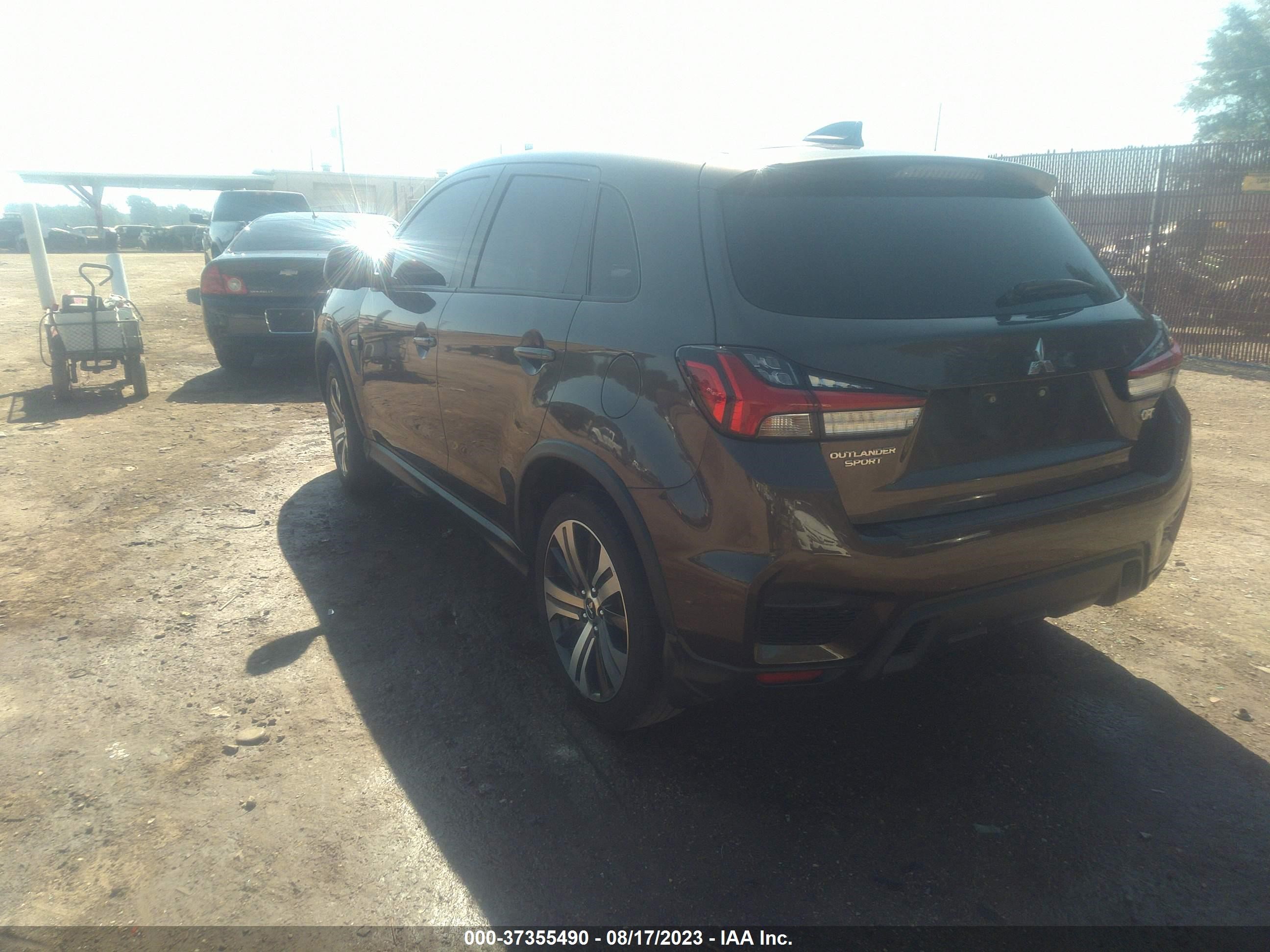 Photo 2 VIN: JA4AP3AU5LU017712 - MITSUBISHI OUTLANDER 