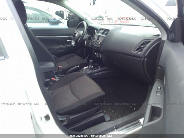 Photo 4 VIN: JA4AP3AU6HZ003991 - MITSUBISHI OUTLANDER SPORT 