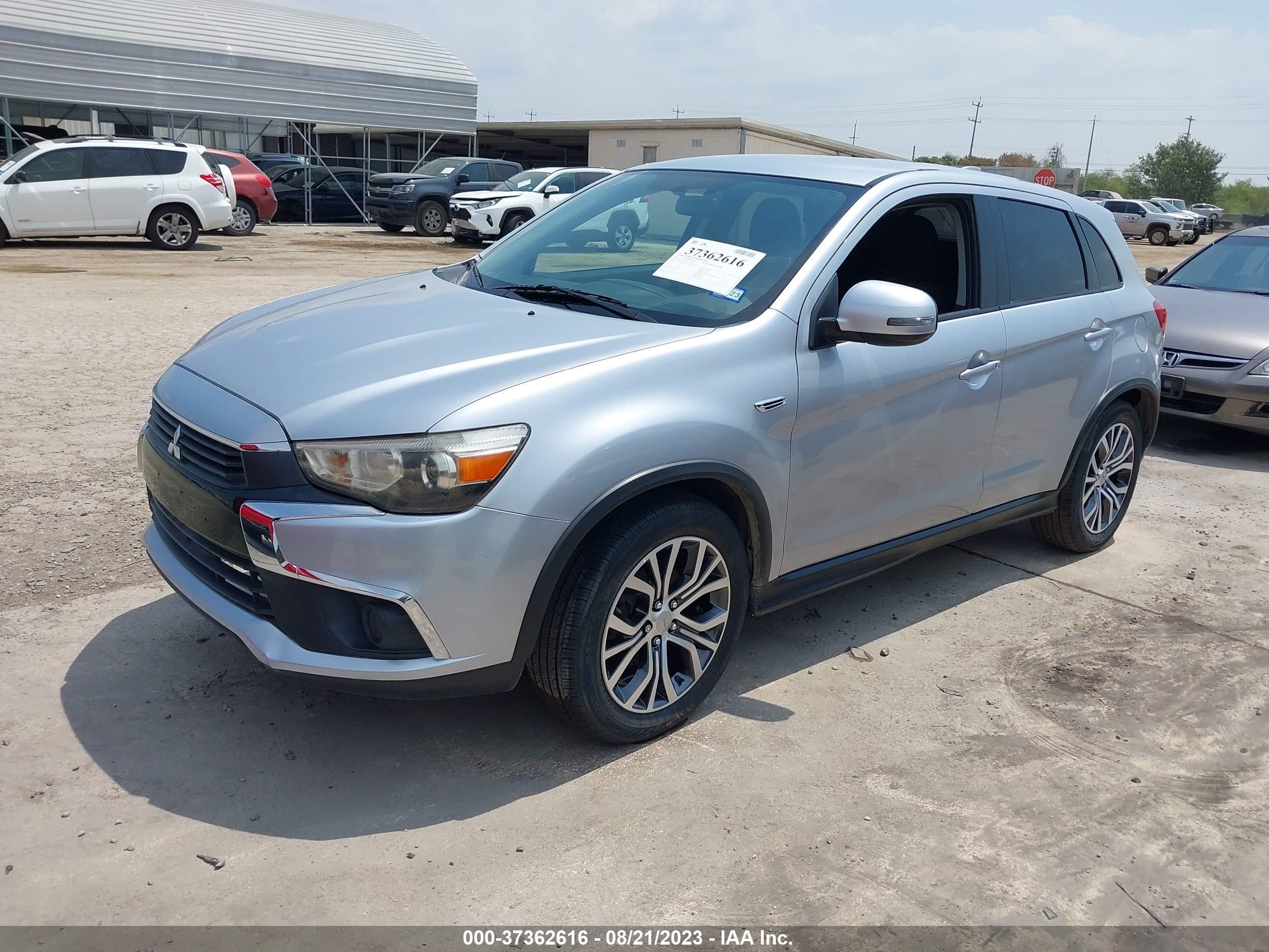 Photo 1 VIN: JA4AP3AU6HZ013307 - MITSUBISHI OUTLANDER 