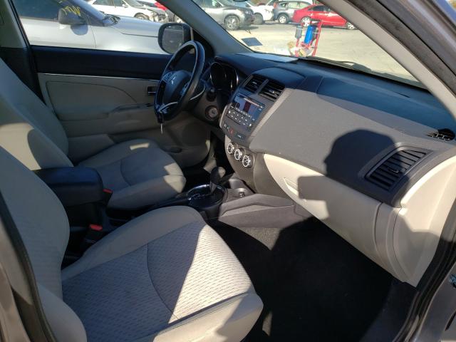 Photo 4 VIN: JA4AP3AU6HZ026218 - MITSUBISHI OUTLANDER 