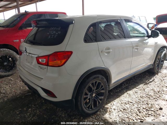 Photo 3 VIN: JA4AP3AU6JU005100 - MITSUBISHI OUTLANDER SPORT 