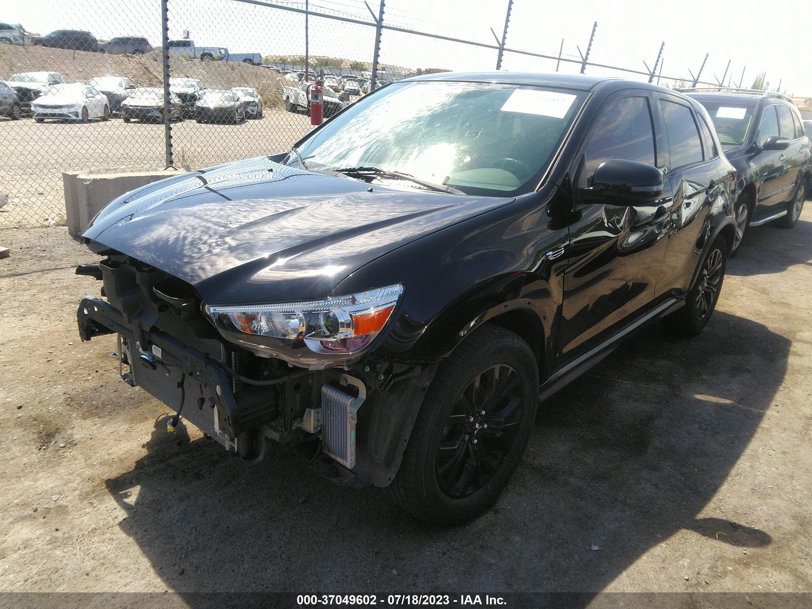 Photo 1 VIN: JA4AP3AU6JU015920 - MITSUBISHI OUTLANDER 