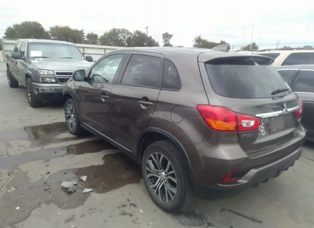 Photo 2 VIN: JA4AP3AU6JU020583 - MITSUBISHI OUTLANDER SPORT 