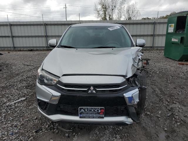 Photo 4 VIN: JA4AP3AU6JU021796 - MITSUBISHI OUTLANDER 