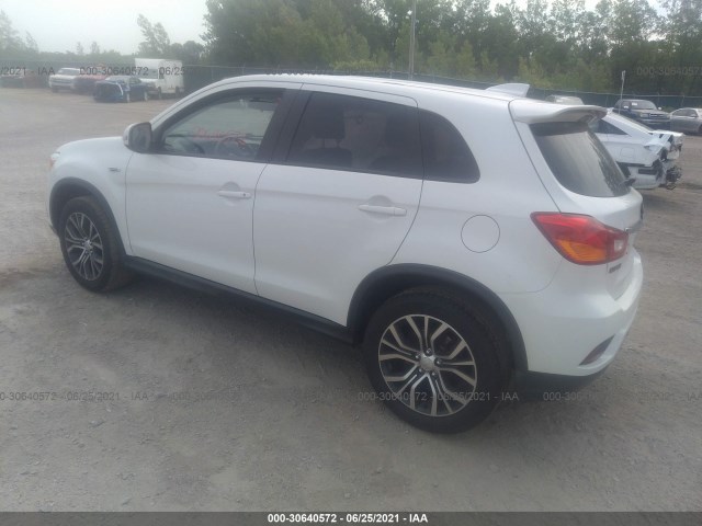 Photo 2 VIN: JA4AP3AU6KU033500 - MITSUBISHI OUTLANDER SPORT 