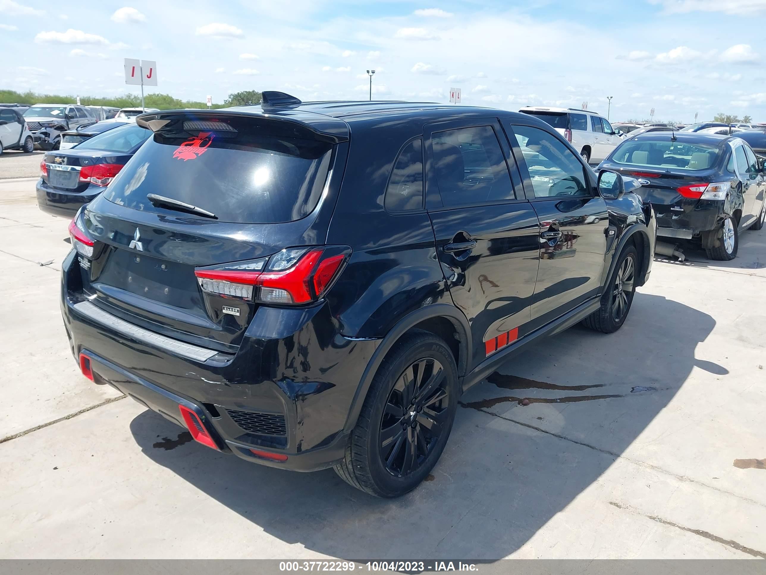 Photo 3 VIN: JA4AP3AU6LU024622 - MITSUBISHI OUTLANDER 