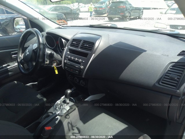 Photo 4 VIN: JA4AP3AU7BZ006132 - MITSUBISHI OUTLANDER SPORT 