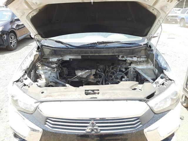 Photo 6 VIN: JA4AP3AU7GZ027795 - MITSUBISHI OUTLANDER 