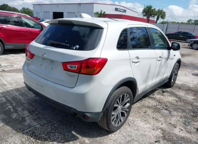 Photo 3 VIN: JA4AP3AU7HZ001540 - MITSUBISHI OUTLANDER 