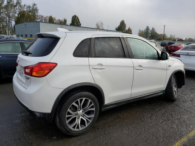 Photo 2 VIN: JA4AP3AU7HZ042654 - MITSUBISHI OUTLANDER 