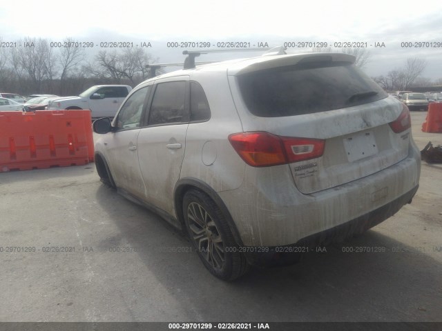 Photo 2 VIN: JA4AP3AU7HZ057218 - MITSUBISHI OUTLANDER SPORT 