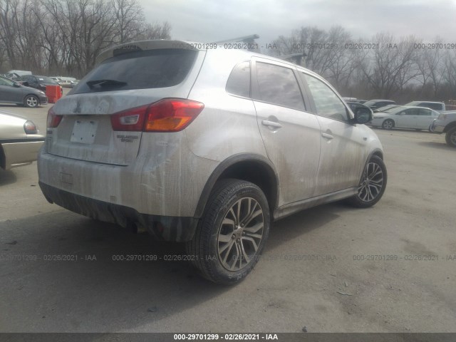 Photo 3 VIN: JA4AP3AU7HZ057218 - MITSUBISHI OUTLANDER SPORT 