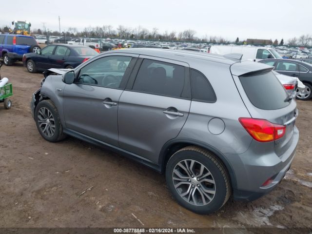 Photo 2 VIN: JA4AP3AU7JU001976 - MITSUBISHI OUTLANDER SPORT 