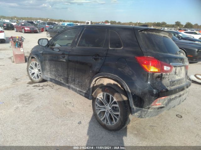 Photo 2 VIN: JA4AP3AU7JU022259 - MITSUBISHI OUTLANDER SPORT 