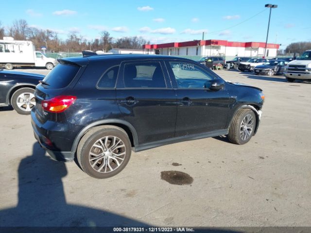 Photo 3 VIN: JA4AP3AU7KU017029 - MITSUBISHI OUTLANDER SPORT 