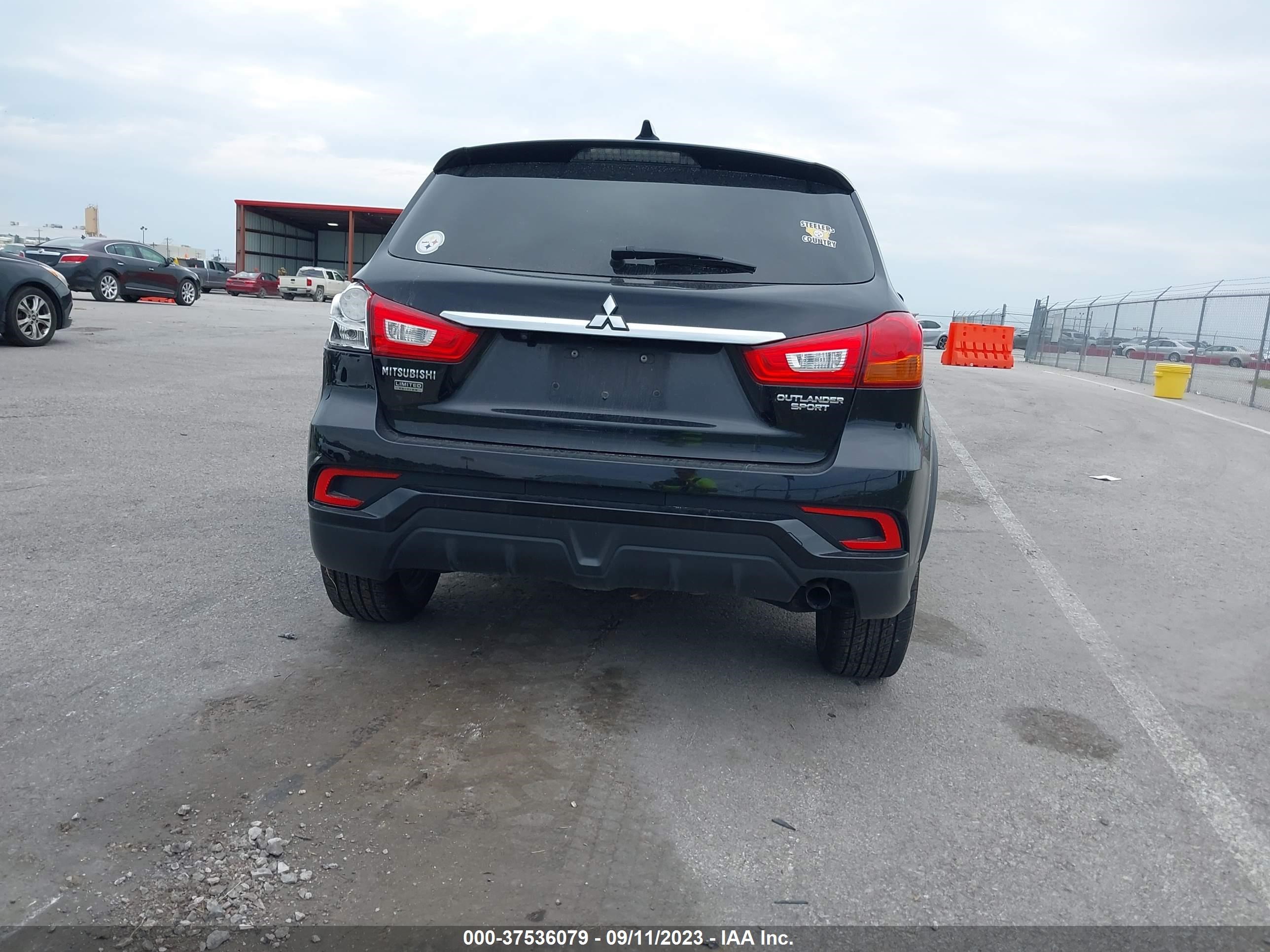 Photo 14 VIN: JA4AP3AU7KU024935 - MITSUBISHI OUTLANDER 