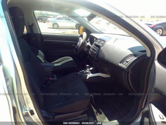 Photo 4 VIN: JA4AP3AU8BZ005166 - MITSUBISHI OUTLANDER SPORT 