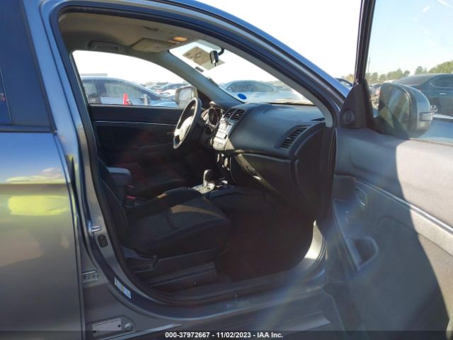 Photo 4 VIN: JA4AP3AU8GZ030981 - MITSUBISHI OUTLANDER SPORT 