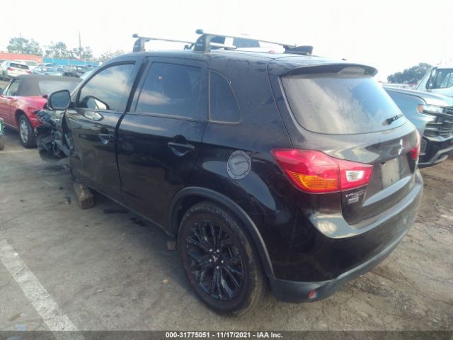 Photo 2 VIN: JA4AP3AU8HZ046857 - MITSUBISHI OUTLANDER 