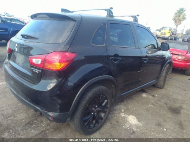 Photo 3 VIN: JA4AP3AU8HZ046857 - MITSUBISHI OUTLANDER 