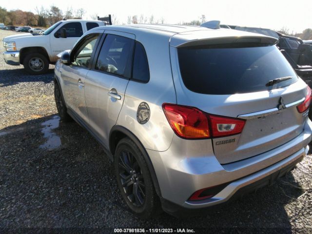 Photo 2 VIN: JA4AP3AU8JU014526 - MITSUBISHI OUTLANDER SPORT 