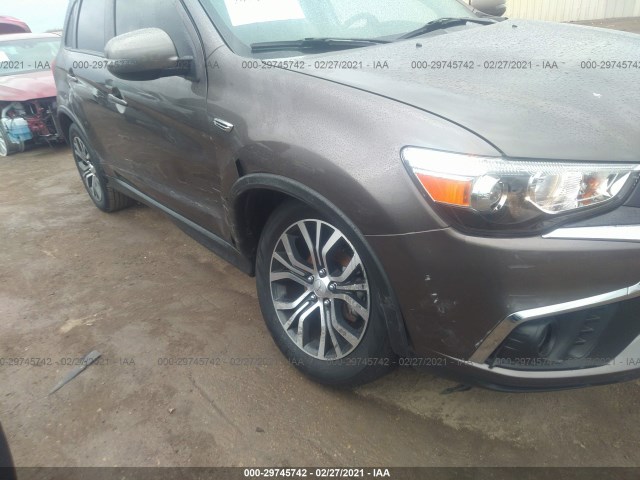 Photo 5 VIN: JA4AP3AU8JZ002007 - MITSUBISHI OUTLANDER SPORT 