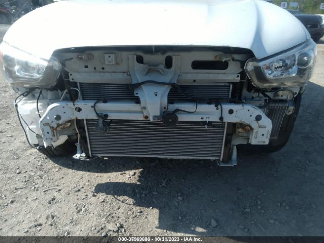 Photo 5 VIN: JA4AP3AU8JZ004937 - MITSUBISHI OUTLANDER 