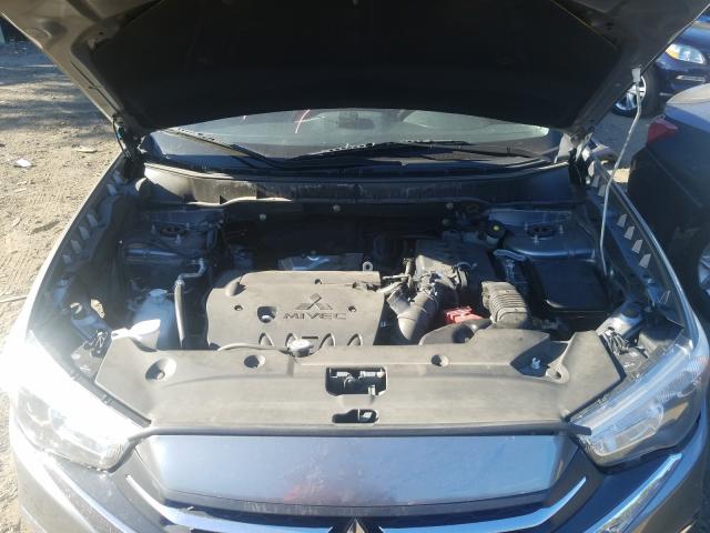 Photo 6 VIN: JA4AP3AU8JZ005411 - MITSUBISHI OUTLANDER 