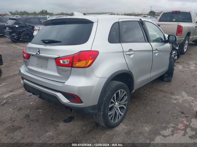 Photo 3 VIN: JA4AP3AU8JZ009300 - MITSUBISHI OUTLANDER SPORT 