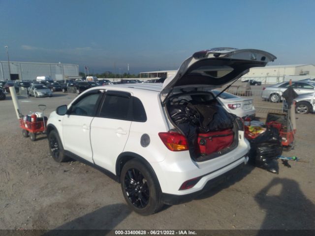 Photo 2 VIN: JA4AP3AU8JZ022922 - MITSUBISHI OUTLANDER SPORT 