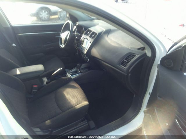 Photo 4 VIN: JA4AP3AU8JZ022922 - MITSUBISHI OUTLANDER SPORT 