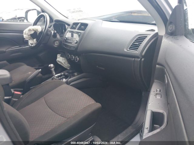 Photo 4 VIN: JA4AP3AU9HZ039898 - MITSUBISHI OUTLANDER SPORT 