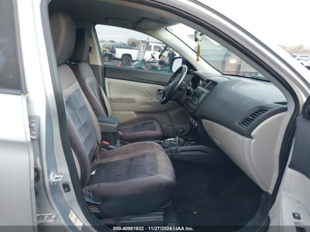 Photo 4 VIN: JA4AP3AU9HZ053090 - MITSUBISHI OUTLANDER SPORT 