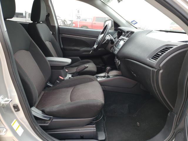 Photo 4 VIN: JA4AP3AU9JU004989 - MITSUBISHI OUTLANDER 