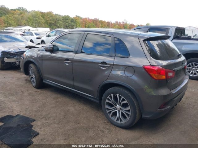 Photo 2 VIN: JA4AP3AU9JU007570 - MITSUBISHI OUTLANDER SPORT 