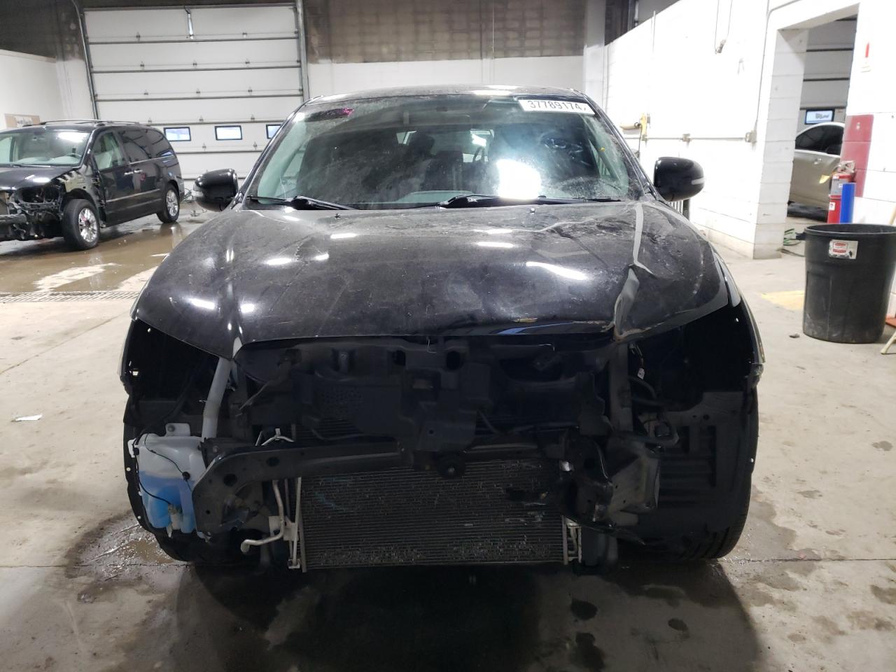 Photo 4 VIN: JA4AP3AU9JU017029 - MITSUBISHI OUTLANDER 