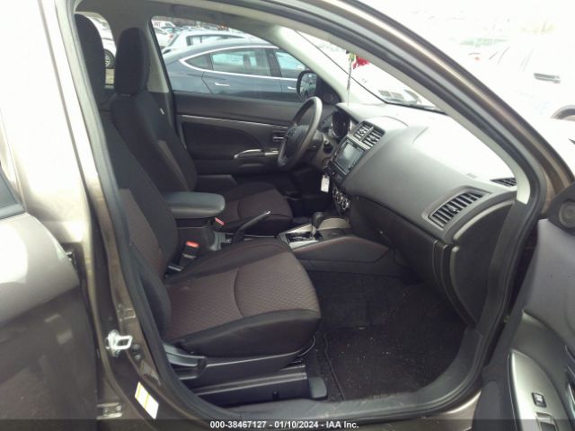 Photo 4 VIN: JA4AP3AU9JU019427 - MITSUBISHI OUTLANDER SPORT 