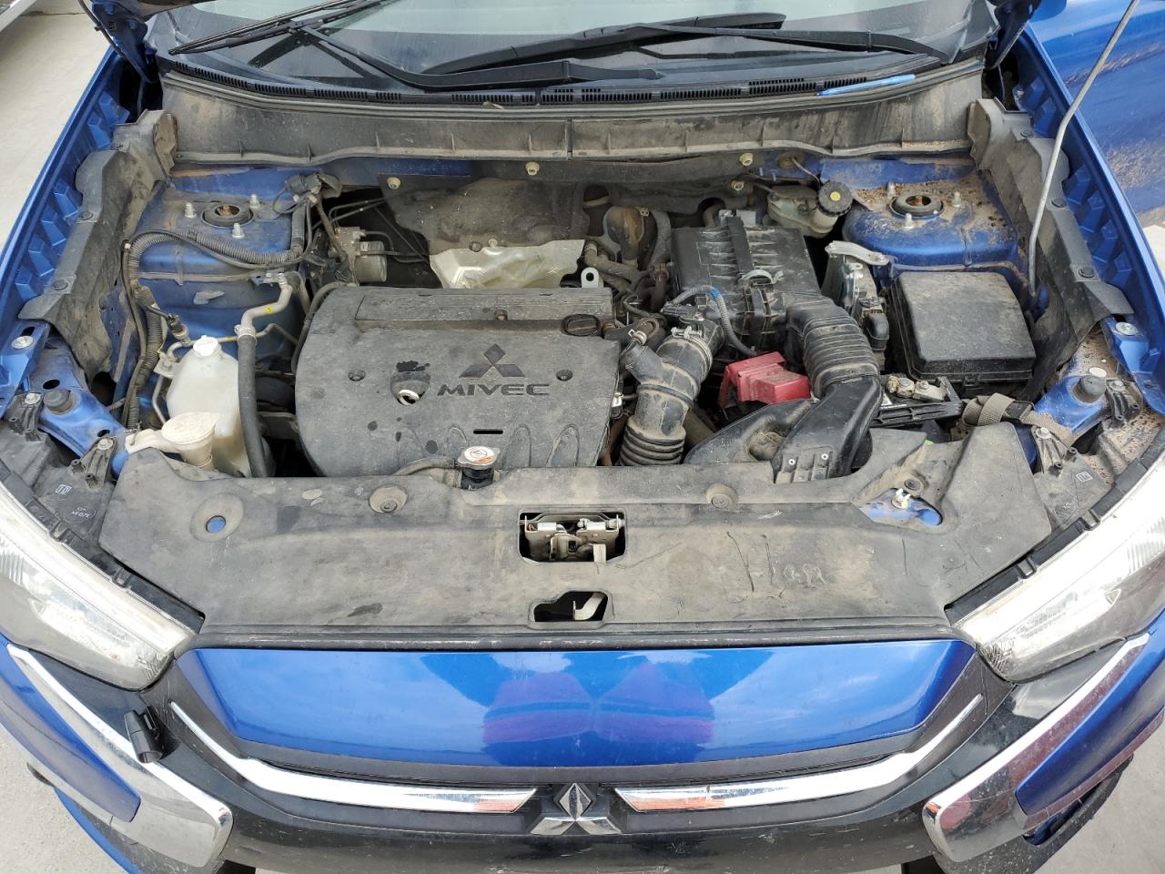 Photo 10 VIN: JA4AP3AU9JU021579 - MITSUBISHI OUTLANDER 