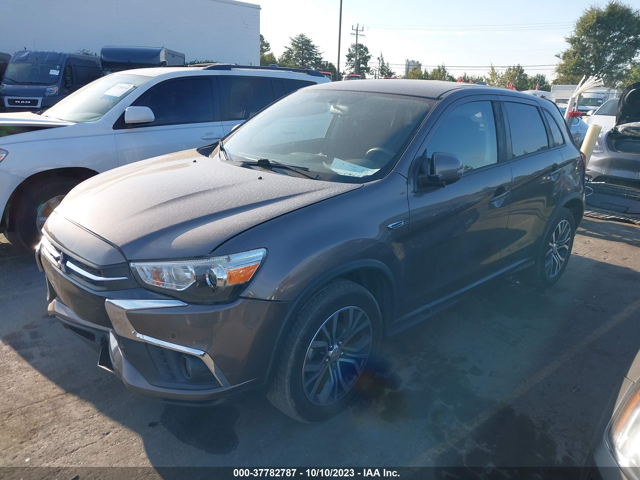 Photo 1 VIN: JA4AP3AU9KU001723 - MITSUBISHI OUTLANDER 