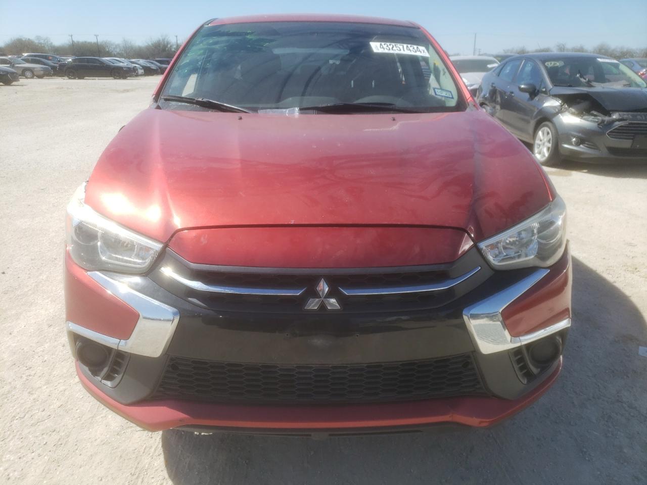 Photo 4 VIN: JA4AP3AU9KU012494 - MITSUBISHI OUTLANDER 