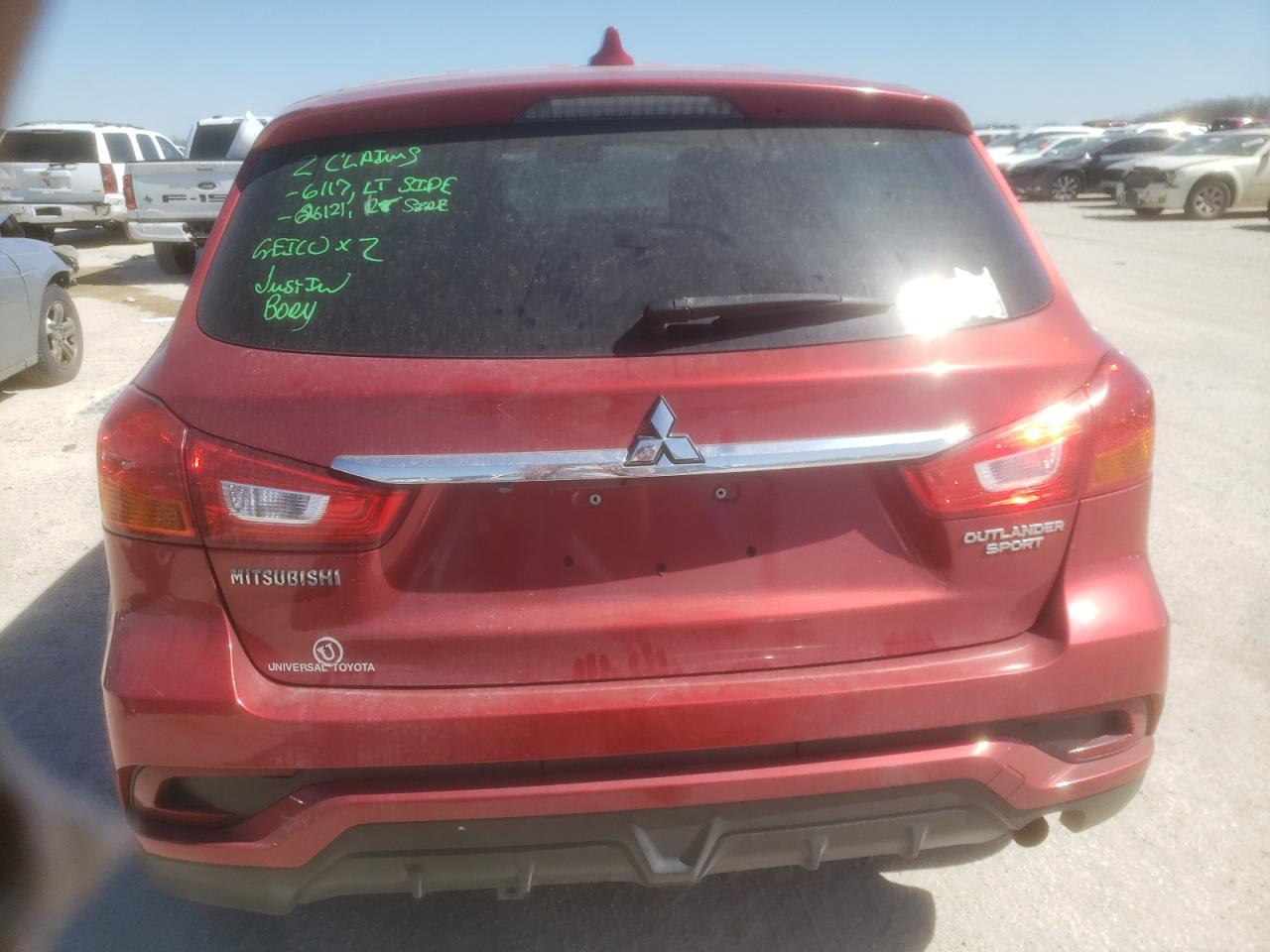 Photo 5 VIN: JA4AP3AU9KU012494 - MITSUBISHI OUTLANDER 