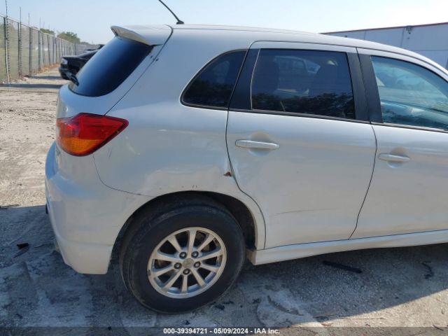 Photo 5 VIN: JA4AP3AUXCZ003467 - MITSUBISHI OUTLANDER SPORT 